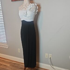 Enfocus Studio Black and White Pencil Skirt